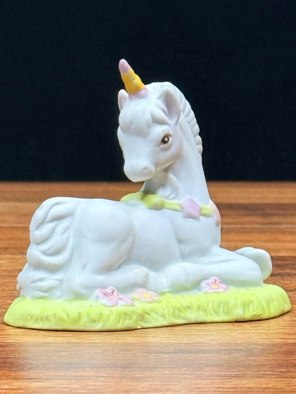 WALLACE BERRIE & COMPANY, INC. Fantasy Series 1982 Unicorn Figurine